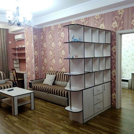 Bishkek Maximus Apartament 2 Zewnętrze zdjęcie