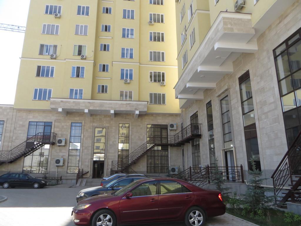Bishkek Maximus Apartament 2 Zewnętrze zdjęcie