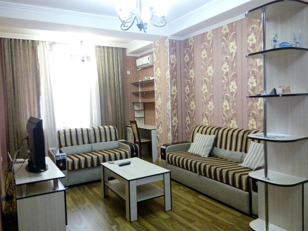 Bishkek Maximus Apartament 2 Zewnętrze zdjęcie
