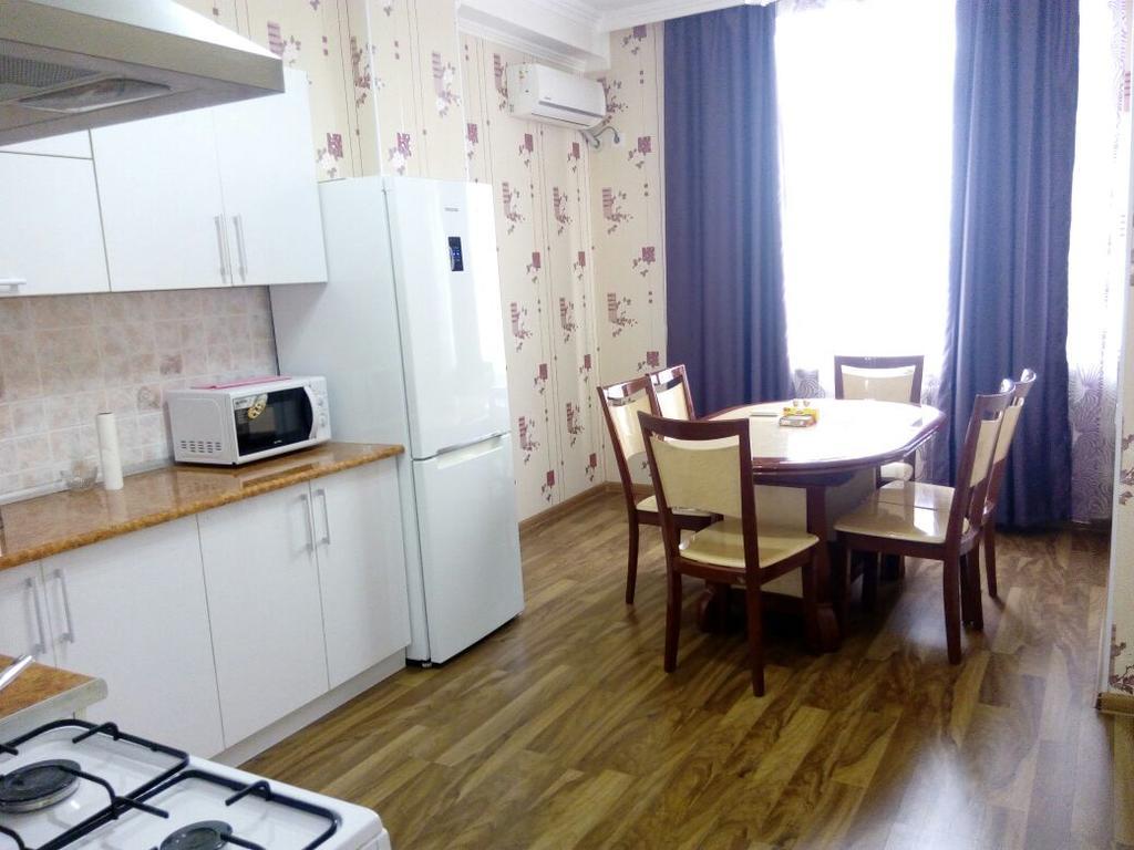 Bishkek Maximus Apartament 2 Zewnętrze zdjęcie